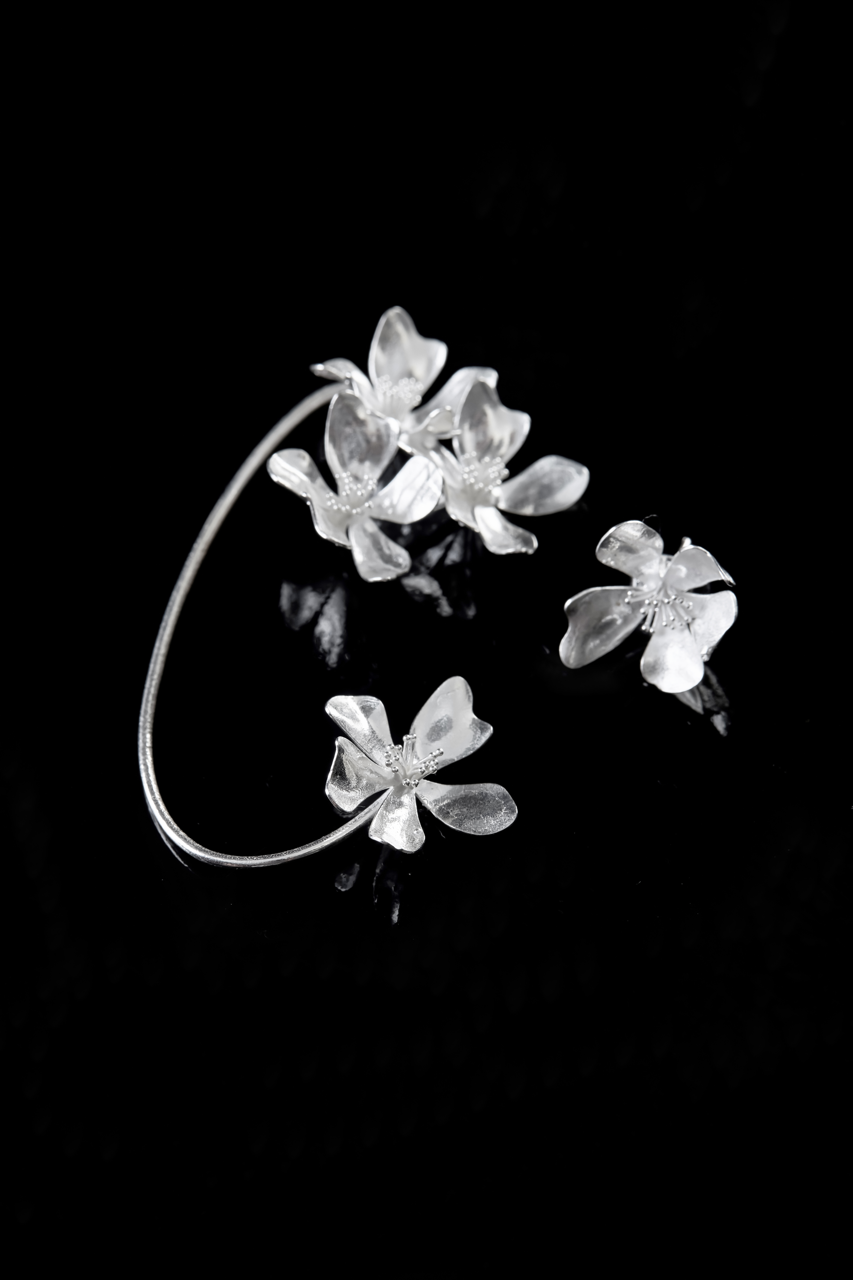 EARCUFF CEREJEIRA ESQUERDO