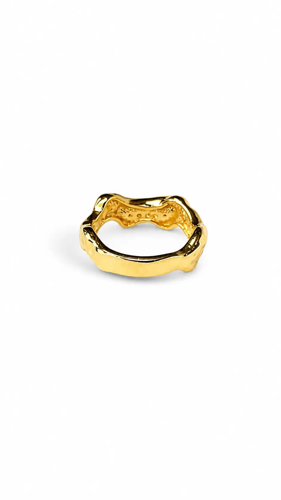 ANEL ORGÂNICO COM ZIRCÔNIAS B. OURO 18K