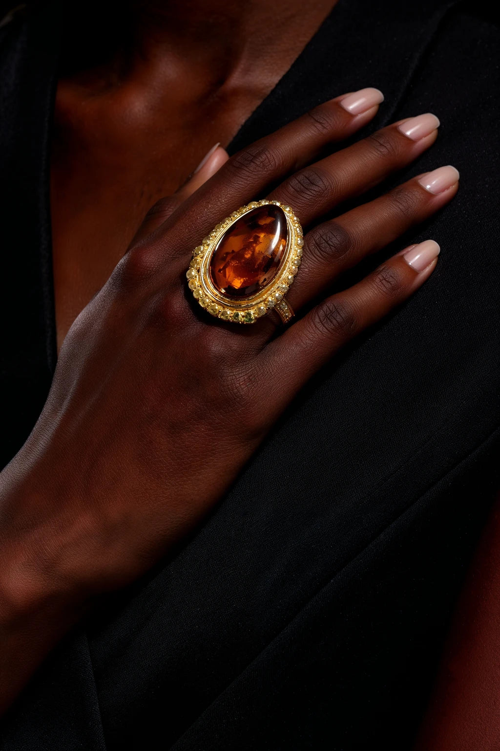 ANEL AJUSTAVEL PEDRA TURTLE