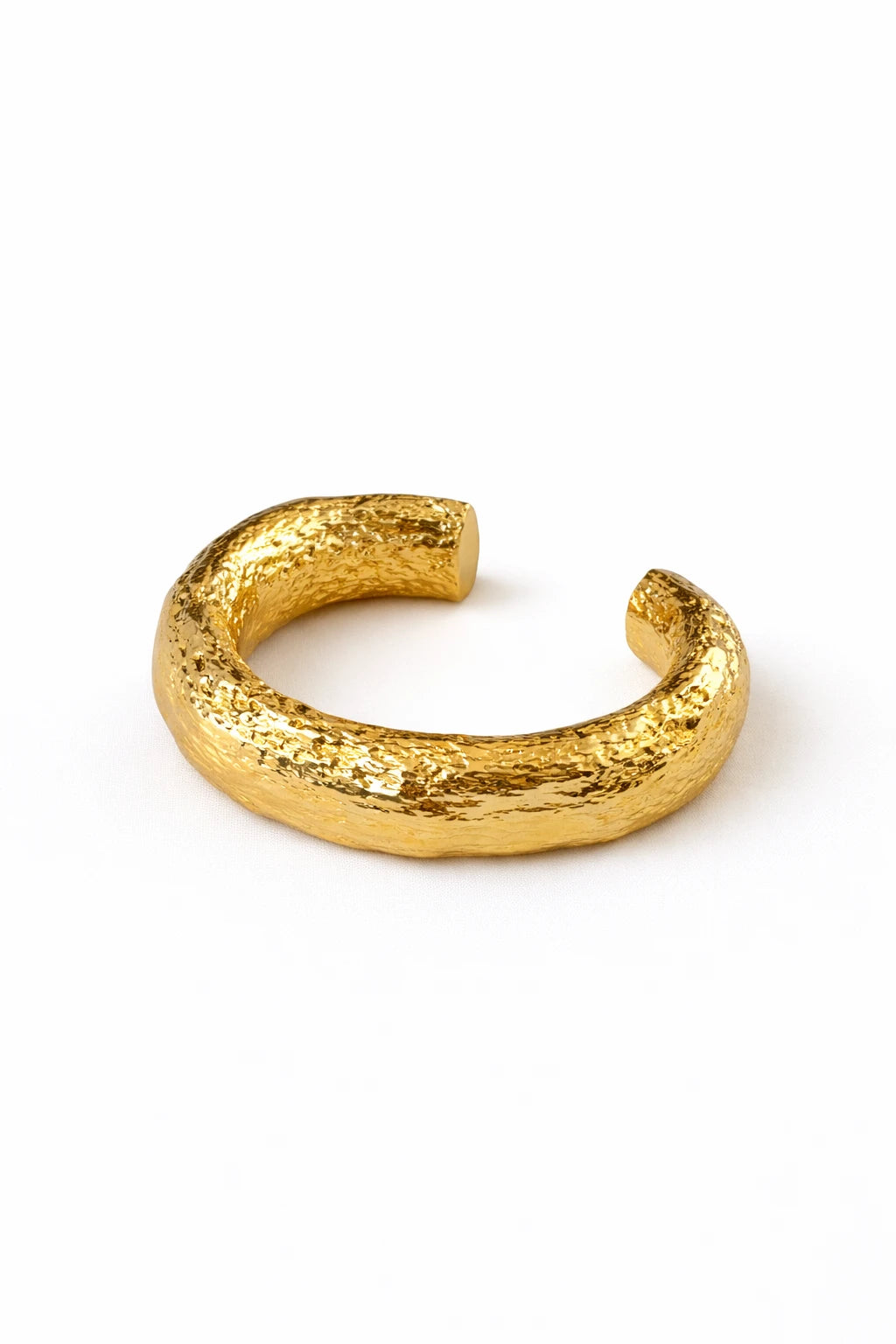 BRACELETE COM TEXTURA OURO