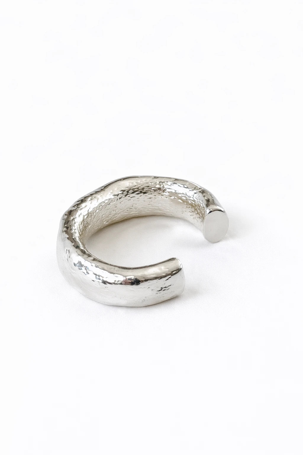 BRACELETE COM TEXTURA PRATA